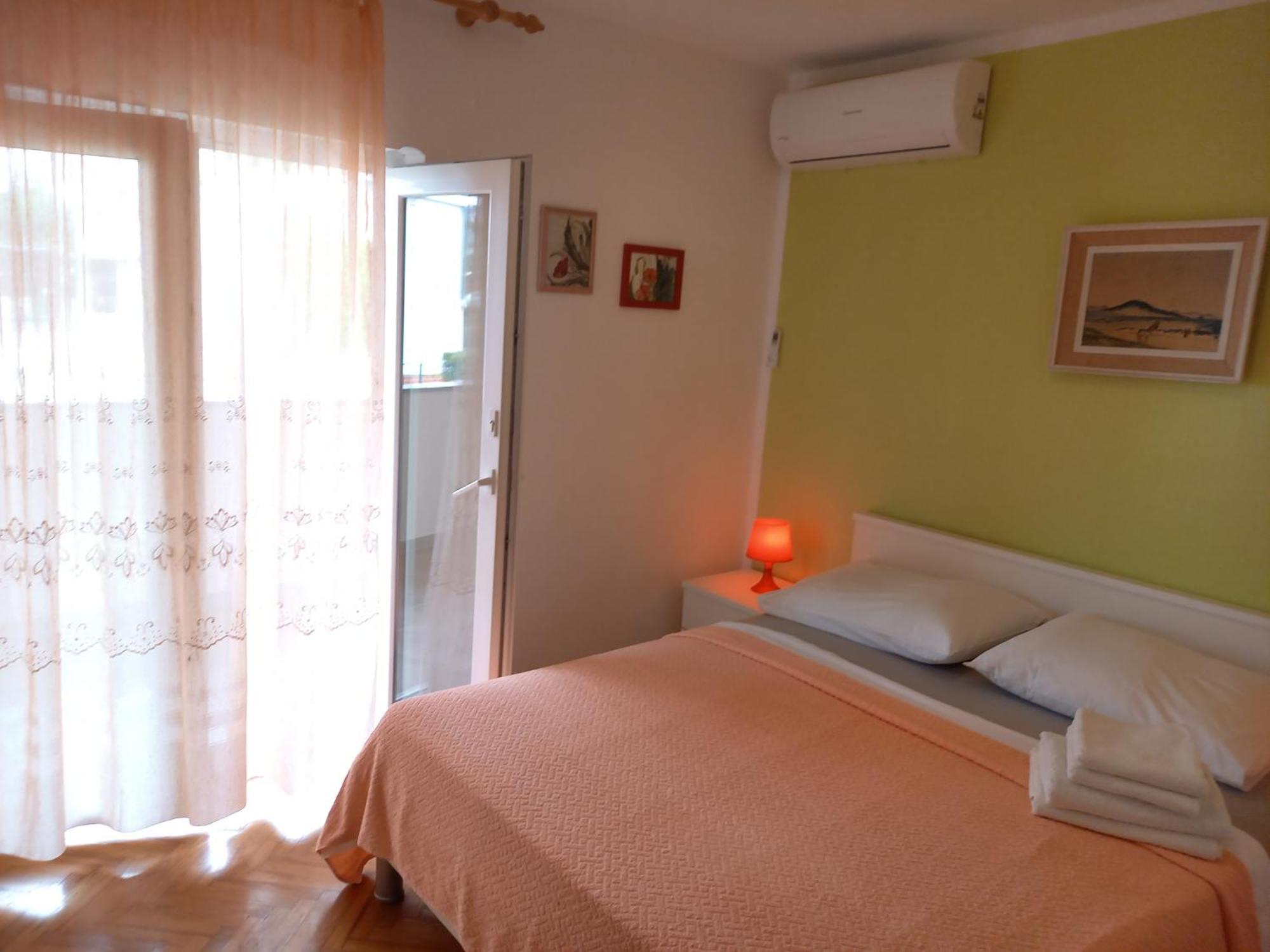 Summer Rooms Baska Екстериор снимка