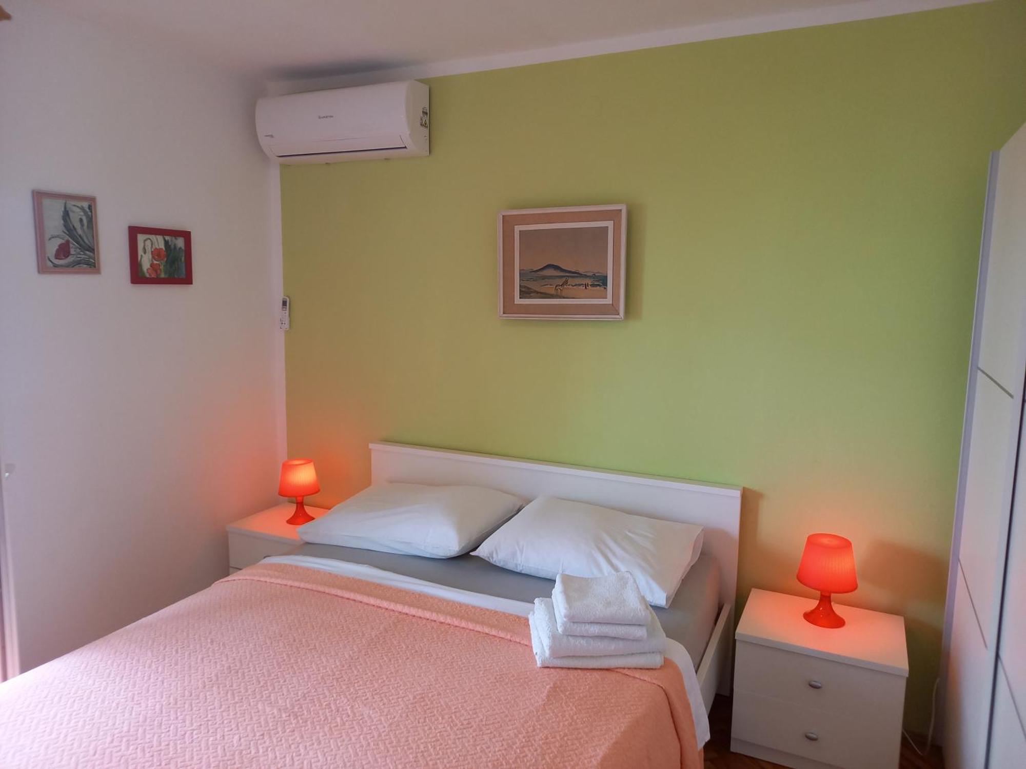 Summer Rooms Baska Екстериор снимка